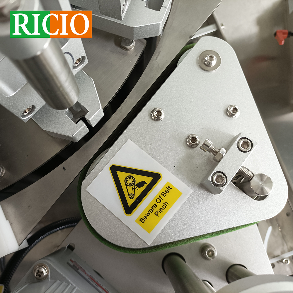 连续式加杆贴标机05