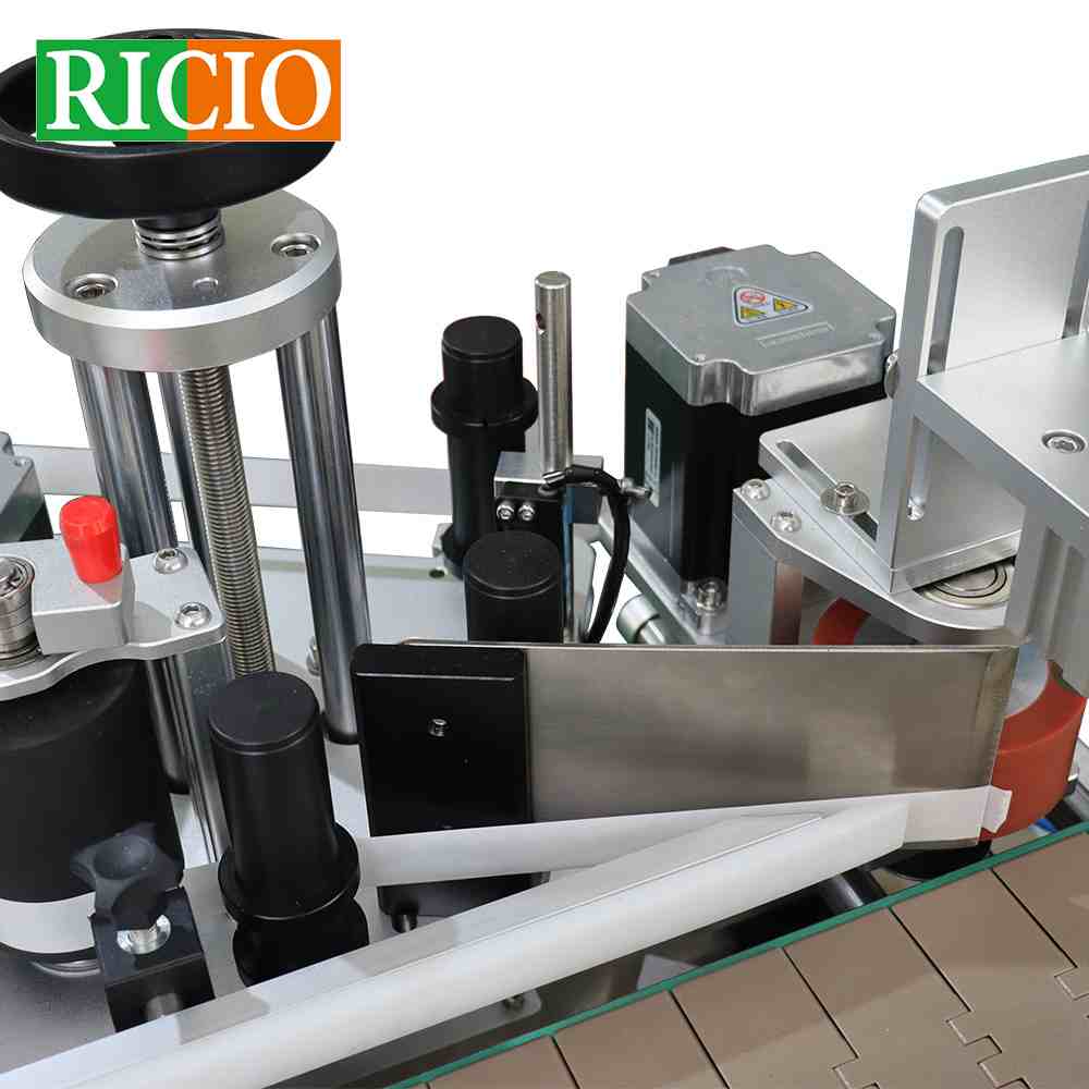 tabletop bottle labeling machine