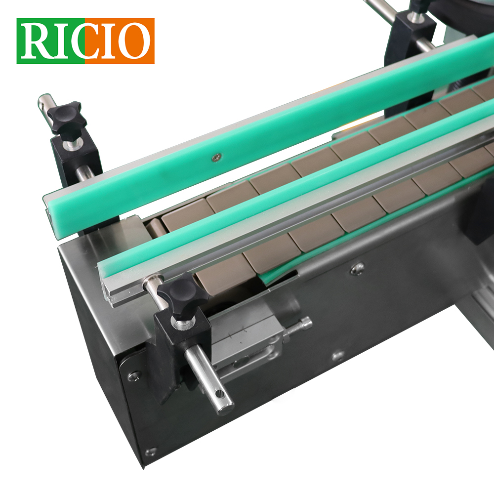 top side labeling machine